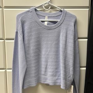 Lulu lemon pullover. Lilac color. New